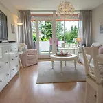 Apartamento Schwalbennest - Hundefreundlich, Sauna, Pool, Dachterrasse, &